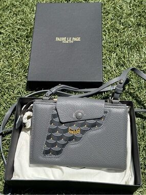 ✨ Fauré Le Page Calibre Planner Grey Leather Crossbody Bag
